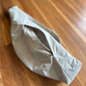 Uniqlo cream sling bag